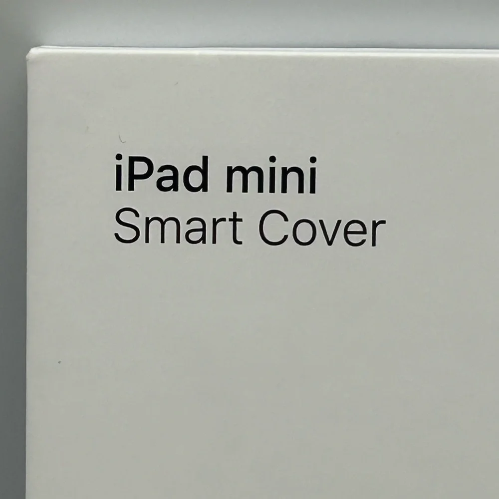 Apple iPad mini Smart Cover - Cornflower - fits 5th Gen New In Box
